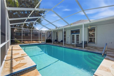 House in Tarpon Springs, Florida 4 bedrooms, 271 sq.m. № 2425907 - photo 25