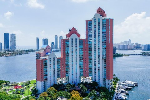 Copropriété à vendre à Aventura, Floride: 2 chambres, 149.57 m2 № 1868532 - photo 1