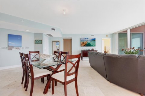Copropriété à vendre à Aventura, Floride: 2 chambres, 149.57 m2 № 1868532 - photo 10