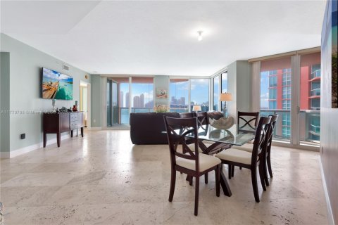 Copropriété à vendre à Aventura, Floride: 2 chambres, 149.57 m2 № 1868532 - photo 9