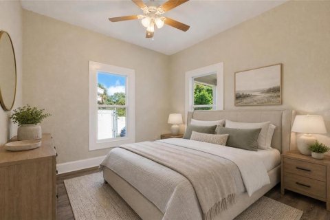 House in Saint Petersburg, Florida 3 bedrooms, 81.75 sq.m. № 2396882 - photo 22