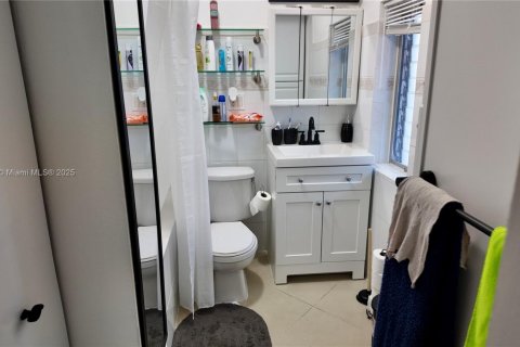 Купить коммерческую недвижимость в Майами, Флорида 284.19м2, № 2054496 - фото 25