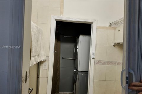 Купить коммерческую недвижимость в Майами, Флорида 284.19м2, № 2054496 - фото 15