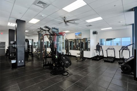 Condominio en alquiler en Hollywood, Florida, 44.78 m2 № 2012234 - foto 30