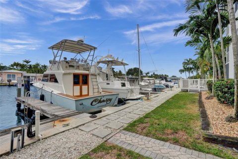 Купить кондоминиум в Форт-Лодердейл, Флорида 6 комнат, 89.74м2, № 1975607 - фото 30