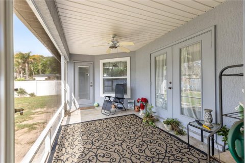 House in Ocala, Florida 3 bedrooms, 172.24 sq.m. № 2128039 - photo 21