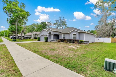 House in Ocala, Florida 3 bedrooms, 172.24 sq.m. № 2128039 - photo 27