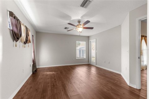 House in Ocala, Florida 3 bedrooms, 172.24 sq.m. № 2128039 - photo 11