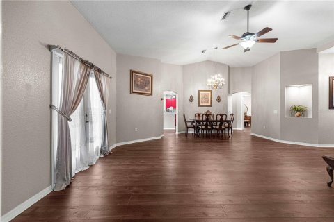 House in Ocala, Florida 3 bedrooms, 172.24 sq.m. № 2128039 - photo 7