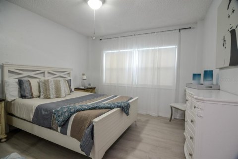 Condo in Satellite Beach, Florida, 3 bedrooms  № 1534021 - photo 13