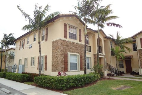 Condo in Homestead, Florida, 3 bedrooms  № 1951794 - photo 1