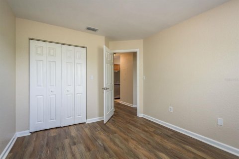Condo in Largo, Florida, 3 bedrooms  № 1618771 - photo 30