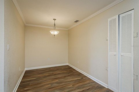 Condo in Largo, Florida, 3 bedrooms  № 1618771 - photo 18