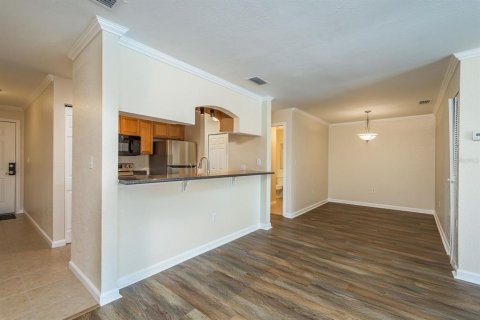 Condo in Largo, Florida, 3 bedrooms  № 1618771 - photo 17