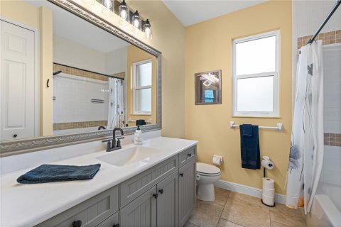 Casa en venta en Bradenton, Florida, 3 dormitorios, 193.98 m2 № 1835176 - foto 28