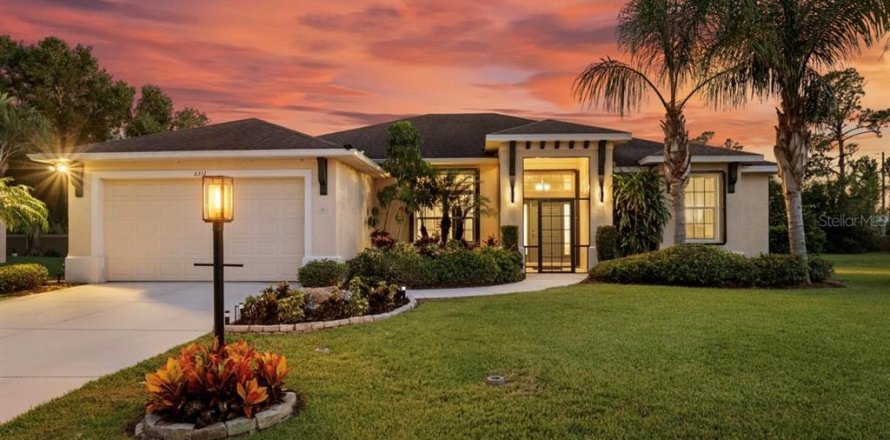 Casa en Bradenton, Florida 3 dormitorios, 193.98 m2 № 1835176