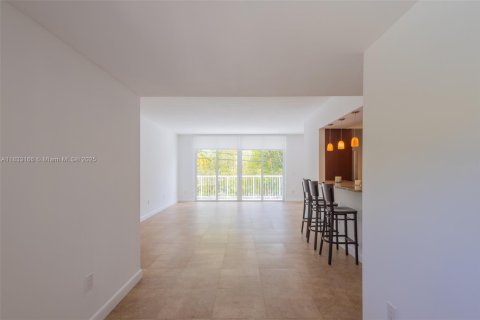 Condo in Key Biscayne, Florida, 3 bedrooms  № 1822049 - photo 6