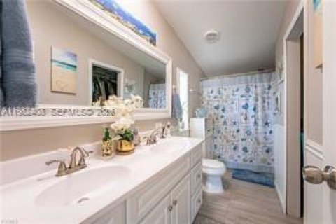 House in LaBelle, Florida 3 bedrooms, 130.43 sq.m. № 2045077 - photo 13