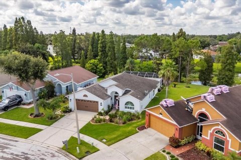 Casa en venta en Brandon, Florida, 3 dormitorios, 172.15 m2 № 1888434 - foto 5