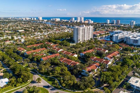 Снять в аренду квартиру в Форт-Лодердейл, Флорида 2 спальни, 88.63м2, № 2003454 - фото 5