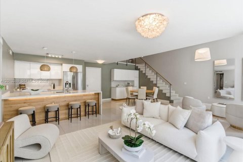 Condo in Miami, Florida, 3 bedrooms  № 2076479 - photo 10