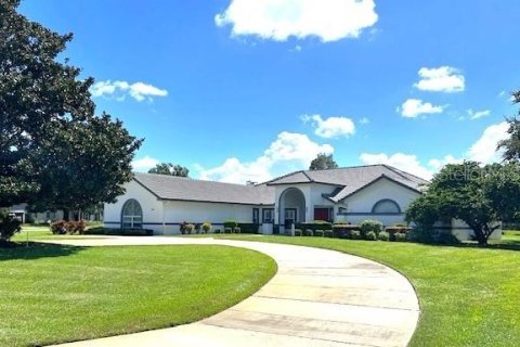Casa en venta en Winter Haven, Florida, 4 dormitorios, 352.1 m2 № 1393232 - foto 2