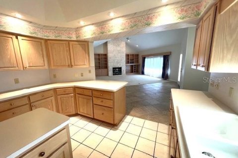 Casa en venta en Winter Haven, Florida, 4 dormitorios, 352.1 m2 № 1393232 - foto 13