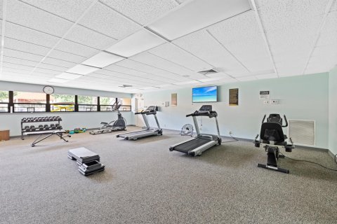 Condo in Tamarac, Florida, 2 bedrooms  № 2088415 - photo 24