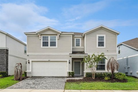 House in Davenport, Florida 10 bedrooms, 408.68 sq.m. № 2285005