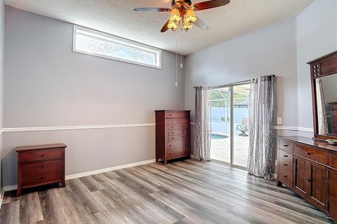 House in Valrico, Florida 3 bedrooms, 157.1 sq.m. № 2218390 - photo 25