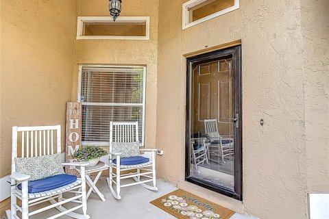 House in Valrico, Florida 3 bedrooms, 157.1 sq.m. № 2218390 - photo 4