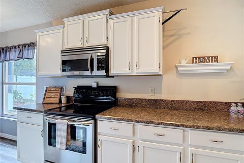 House in Valrico, Florida 3 bedrooms, 157.1 sq.m. № 2218390 - photo 14