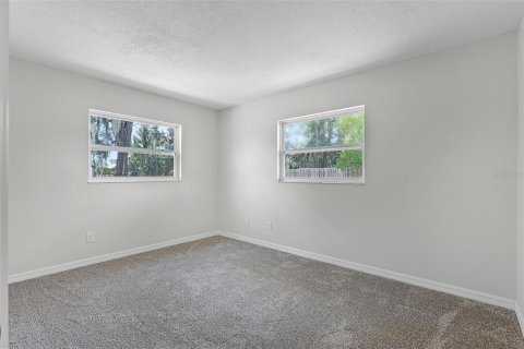 House in DeLand, Florida 4 bedrooms, 142.14 sq.m. № 1907728 - photo 15