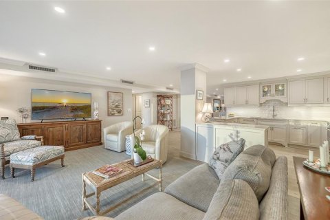 Condo in Sarasota, Florida, 4 bedrooms № 2092253 - photo 7