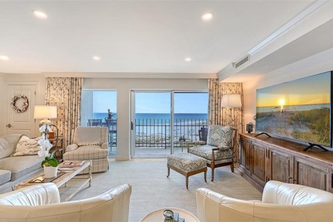 Condo in Sarasota, Florida, 4 bedrooms № 2092253 - photo 6