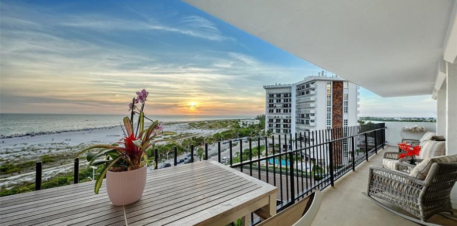 Condo in Sarasota, Florida, 4 bedrooms № 2092253