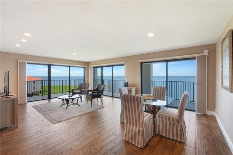 Condo in Tarpon Springs, Florida, 2 bedrooms  № 1732934 - photo 27