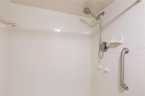 Condo in Tarpon Springs, Florida, 2 bedrooms  № 1732934 - photo 19