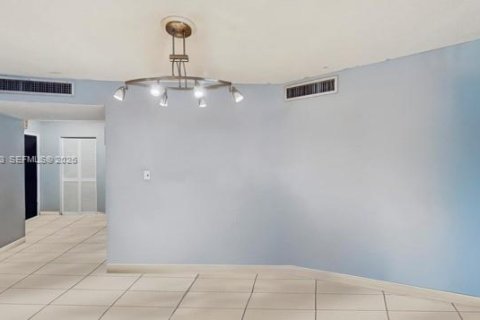 Copropriété à vendre à Miami, Floride: 2 chambres, 166.2 m2 № 2057684 - photo 4