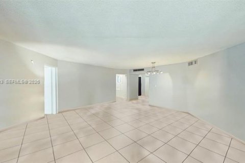 Copropriété à vendre à Miami, Floride: 2 chambres, 166.2 m2 № 2057684 - photo 7