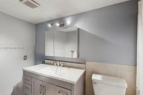 Copropriété à vendre à Miami, Floride: 2 chambres, 166.2 m2 № 2057684 - photo 9