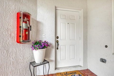 Condo in Wellington, Florida, 3 bedrooms  № 2243400 - photo 4