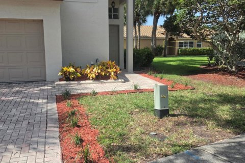 Casa en venta en Pembroke Pines, Florida, 4 dormitorios, 192.77 m2 № 2249313 - foto 2