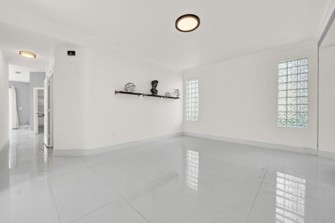 Casa en venta en Pembroke Pines, Florida, 4 dormitorios, 192.77 m2 № 2249313 - foto 16