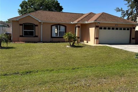 House in Kissimmee, Florida 3 bedrooms, 136.01 sq.m. № 1651717 - photo 1