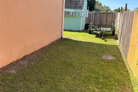 House in Kissimmee, Florida 3 bedrooms, 136.01 sq.m. № 1651717 - photo 15