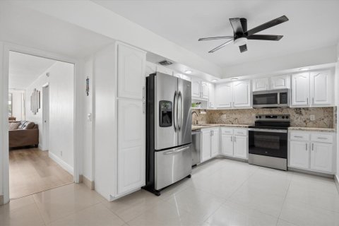 Copropriété à vendre à Pompano Beach, Floride: 3 chambres, 150.5 m2 № 2146438 - photo 5