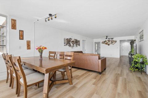 Copropriété à vendre à Pompano Beach, Floride: 3 chambres, 150.5 m2 № 2146438 - photo 3