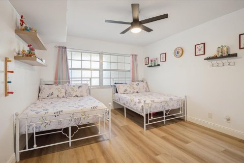Copropriété à vendre à Pompano Beach, Floride: 3 chambres, 150.5 m2 № 2146438 - photo 13