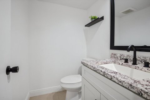 Copropriété à vendre à Pompano Beach, Floride: 3 chambres, 150.5 m2 № 2146438 - photo 4